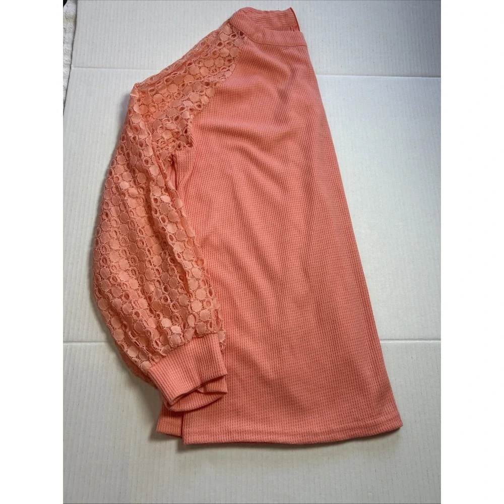 MIHOLL women top